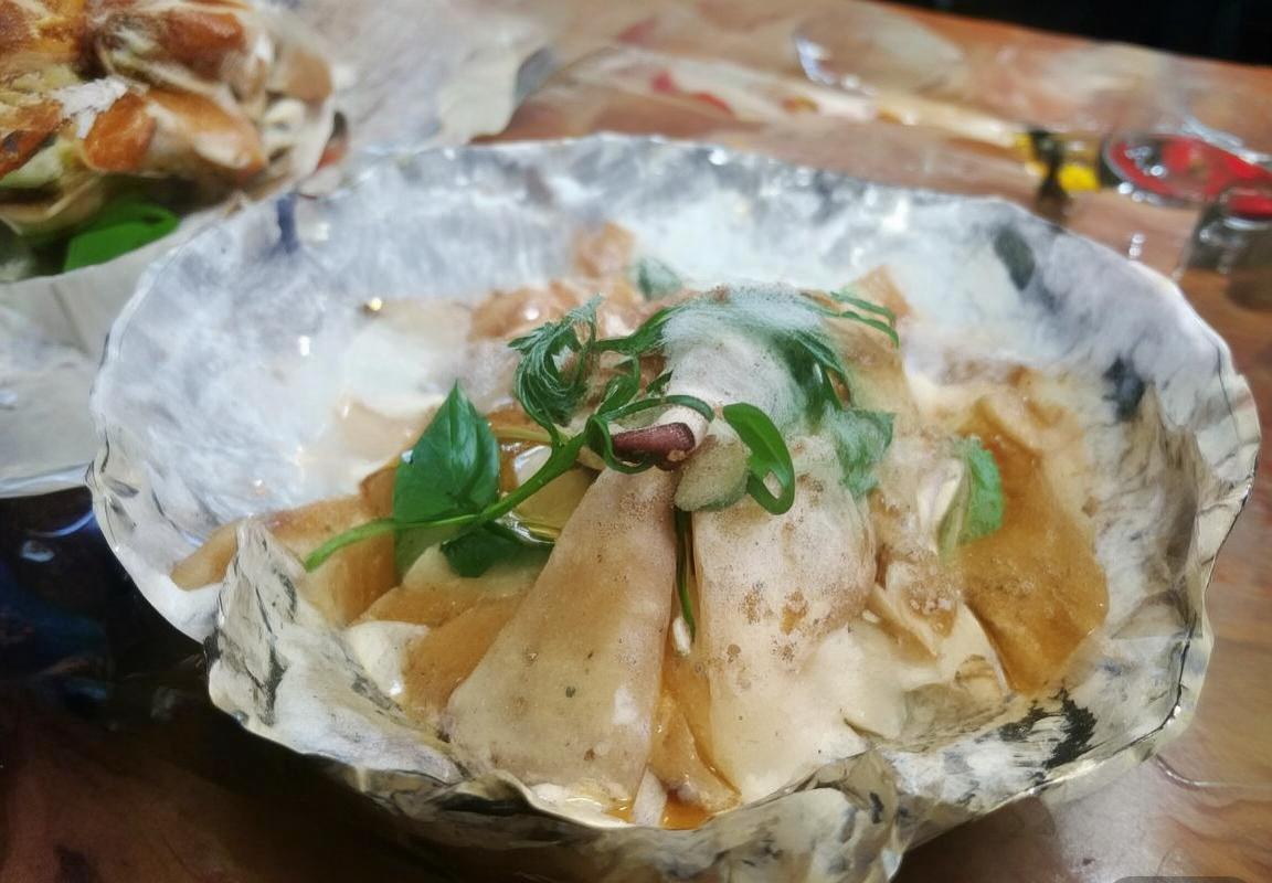 火箭大胜骑士：申京缺阵下乌度卡战术调整激活整体篮球